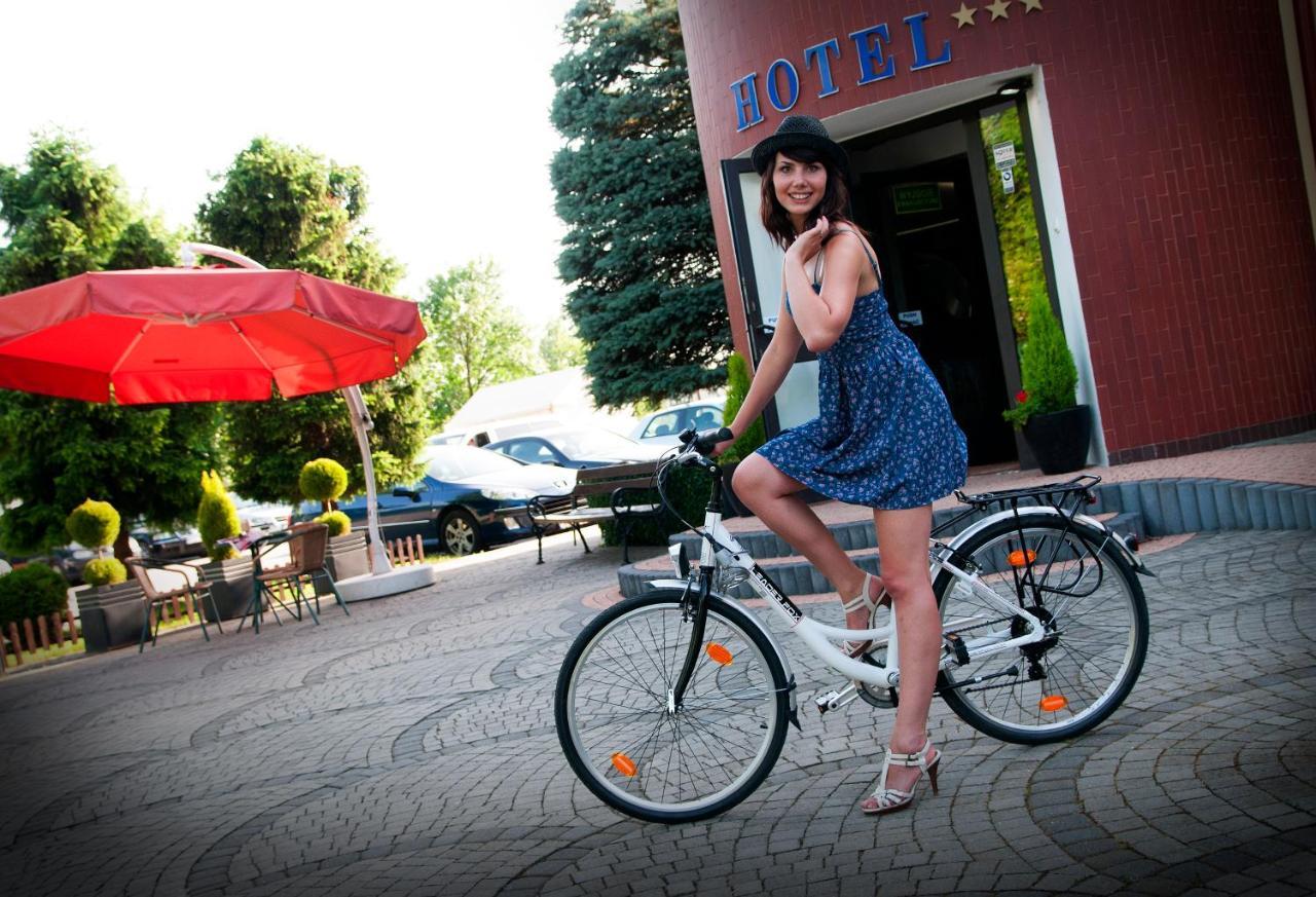 Hotel Marko Przemyśl Kültér fotó
