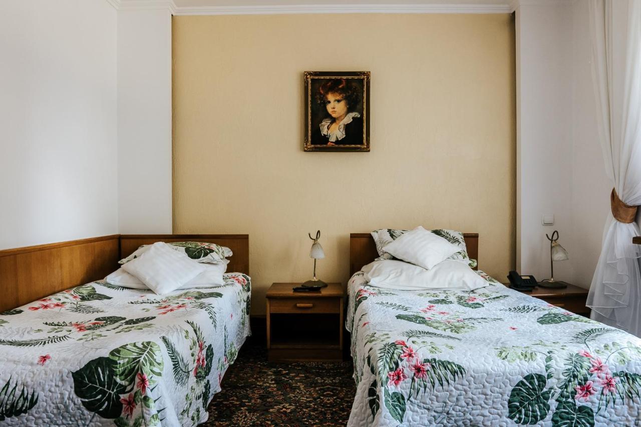 Hotel Marko Przemyśl Kültér fotó